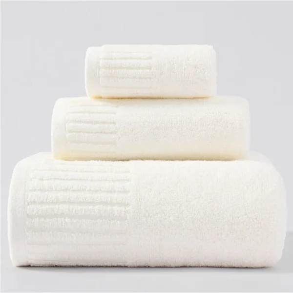 100% Cotton 3‑Piece Towel Set – Soft & Absorbent